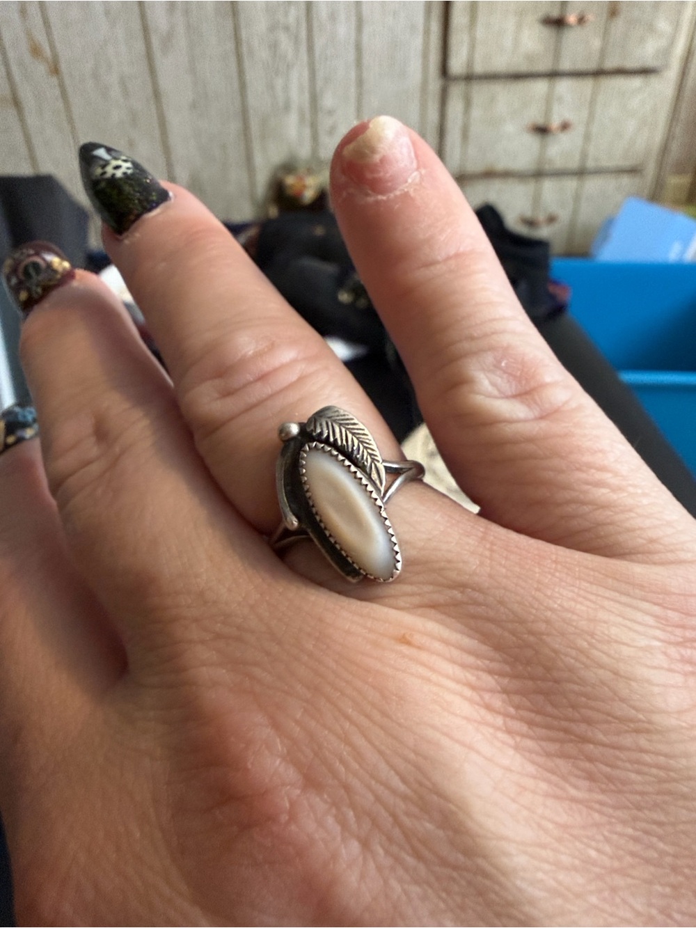 Antique Sterling Silver Leaf Accent White Mother-of-Pearl Ring
